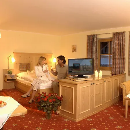 Neuhäusl Superior Hotel