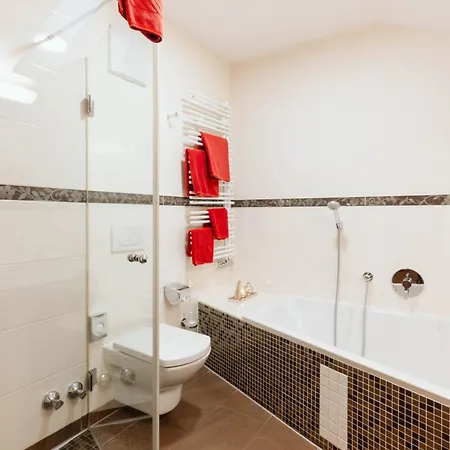 Hotel Neuhaeusl - Herzlich Familiaer 4* Berchtesgaden