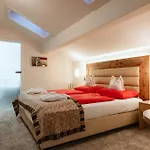 Hotel Neuhaeusl Superior