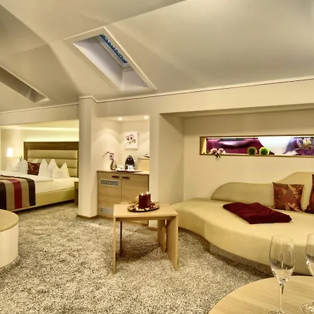 Ξενοδοχείο Neuhaeusl Superior Μπερχτεσγκάντεν