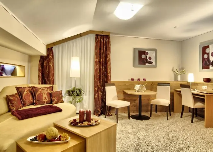 Neuhäusl Superior Hotel 4*